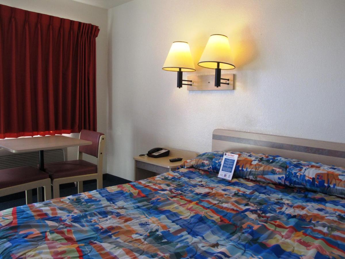 Motel 6 Ontario, Or ภายนอก รูปภาพ